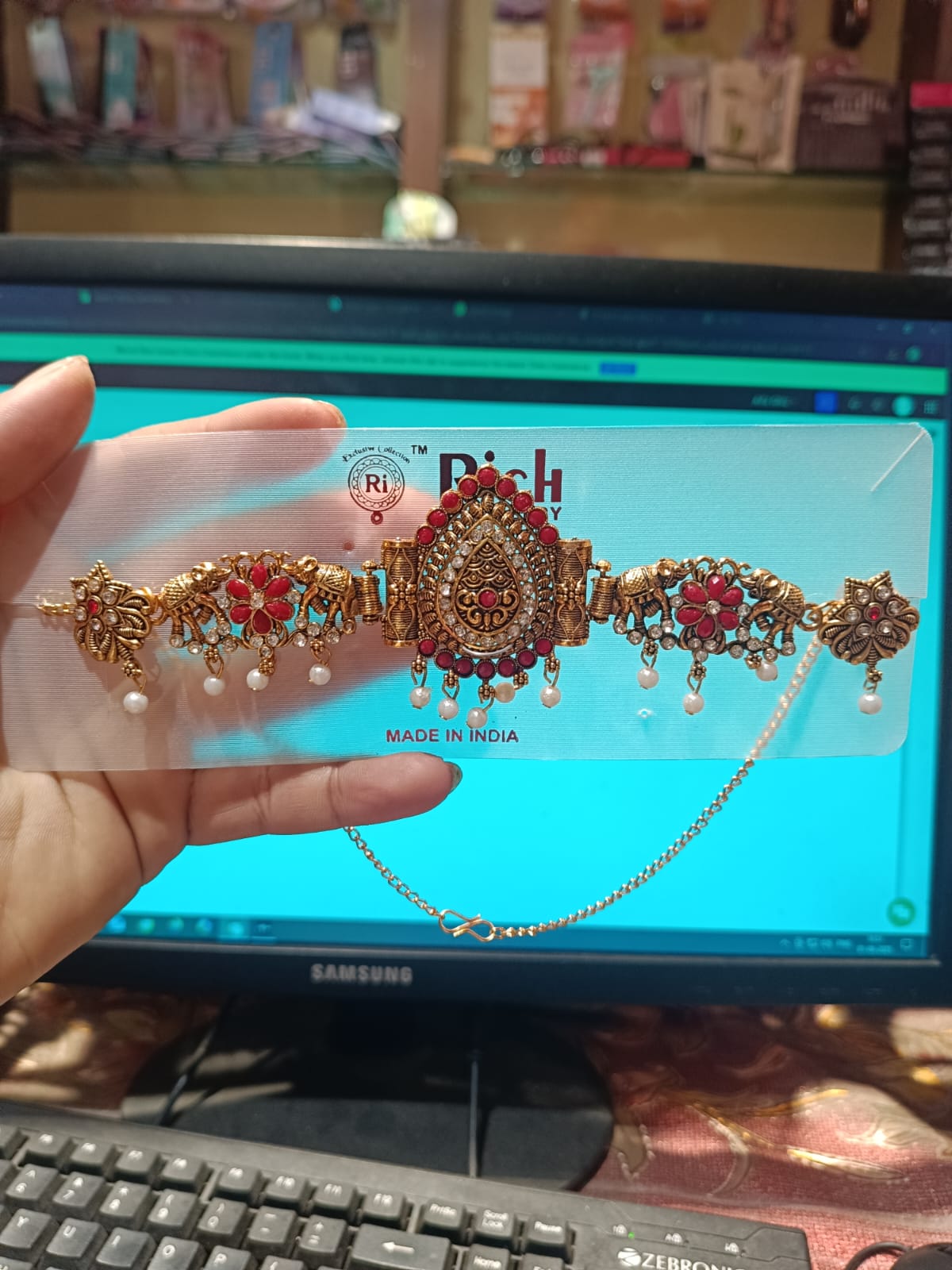 SA Gold19
